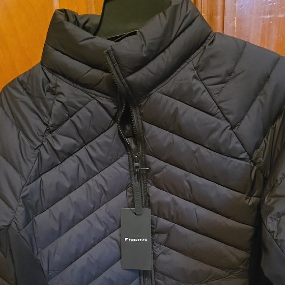 Fabletics Black Adventure Jacket - Picture 3 of 3